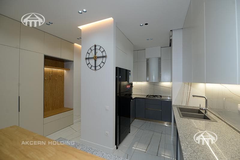 Apartment · 3 rooms · 88 m² · Kentron