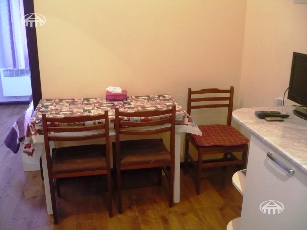 Apartment · 1 rooms · 48 m² · Kentron