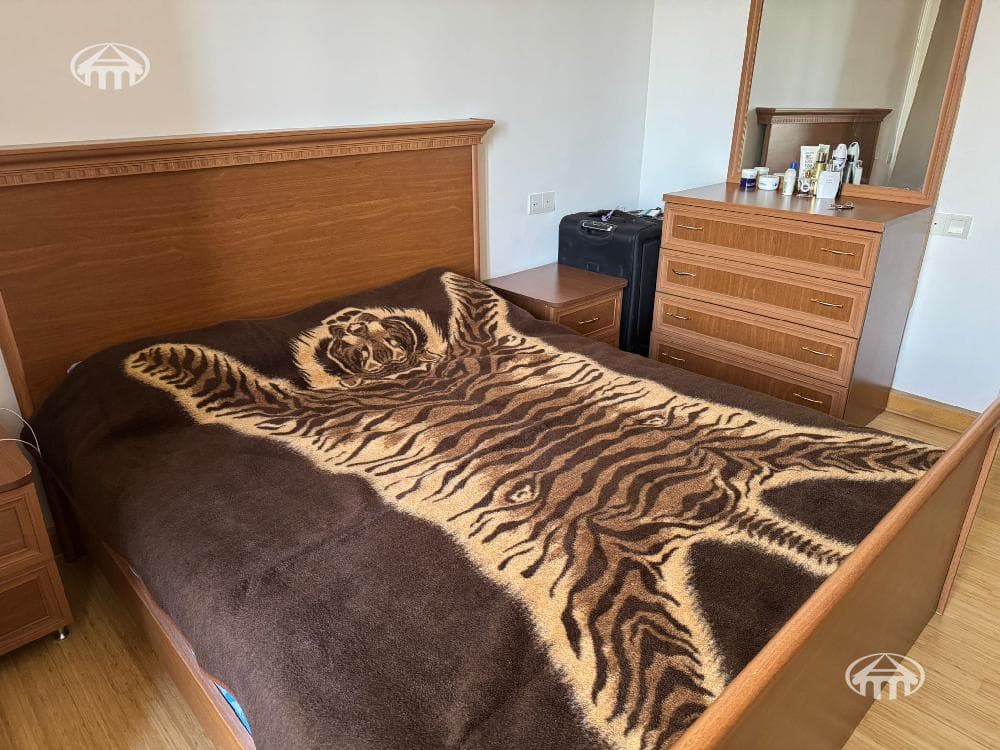 Apartment · 3 rooms · 87 m² · Kentron