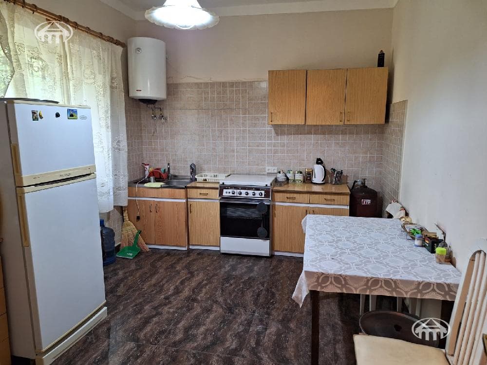 House · 6 rooms · 173 m² · Saghmosavan