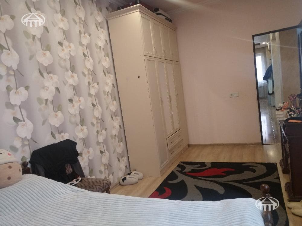 Առանձնատուն · 5 սեն. · 256 մ² · Բալահովիտ