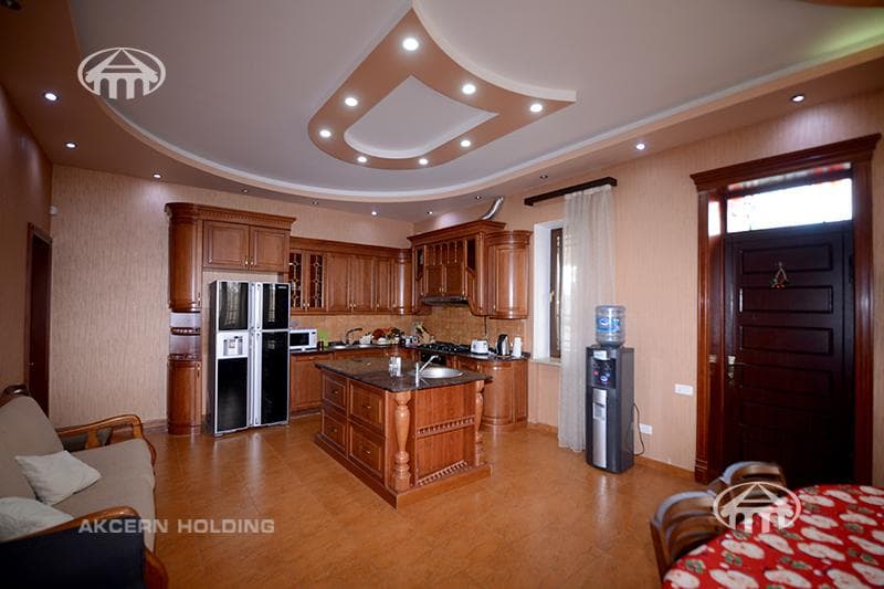 Mansion · 6 rooms · 415 m² · Nor Nork