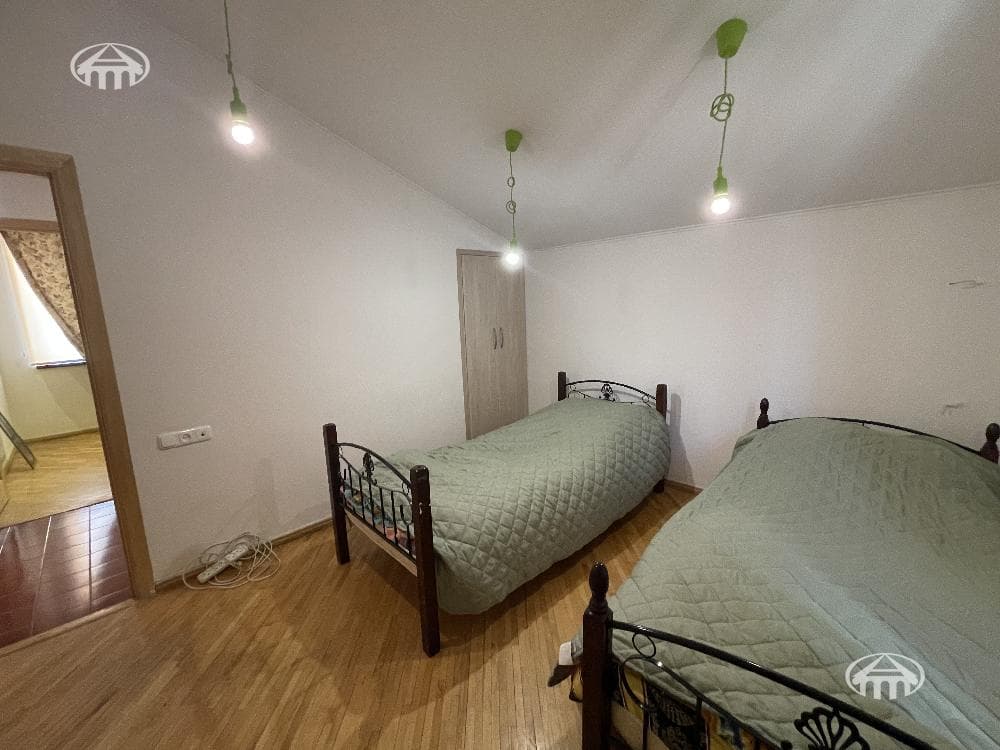 Առանձնատուն · 3 սեն. · 140 մ² · Ձորաղբյուր