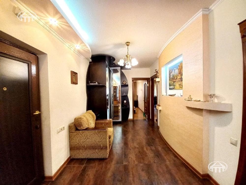 Բնակարան · 3 սեն. · 96 մ² · Արաբկիր