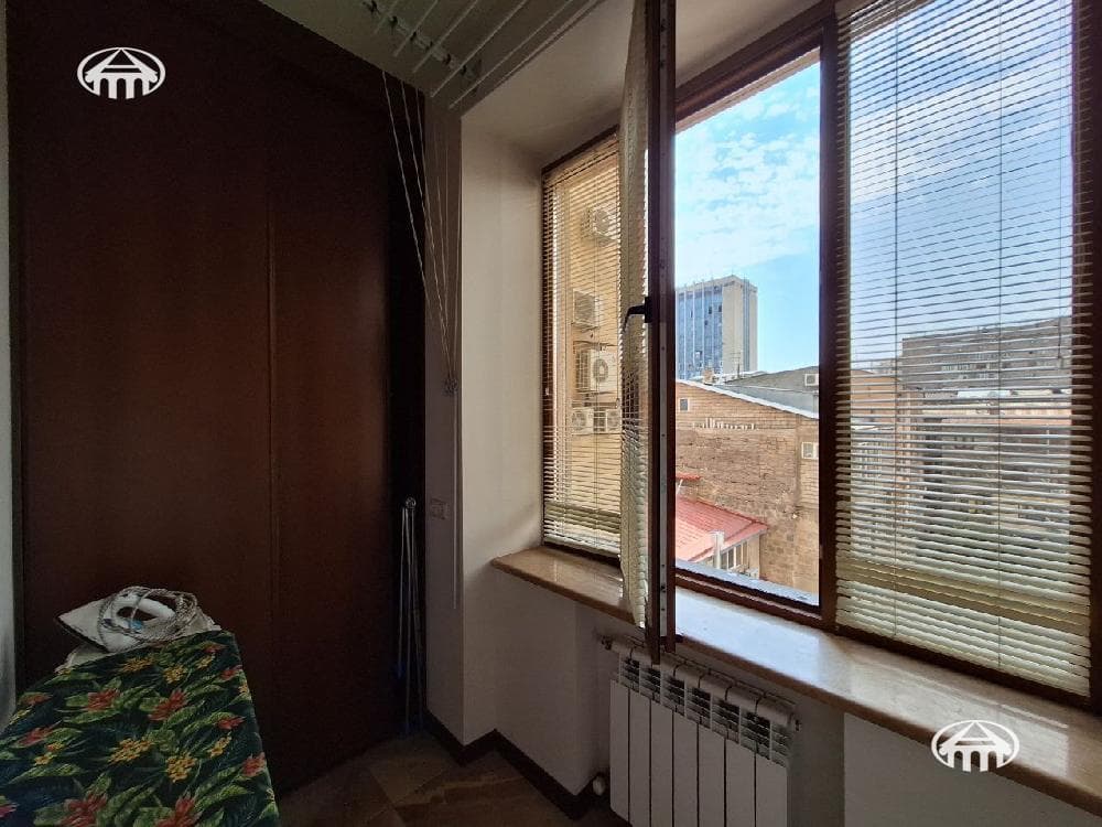 Квартира · 3 комн. · 135 м² · Кентрон