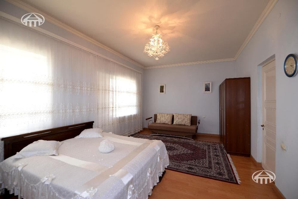Mansion · 9 rooms · 934 m² · Nork-Marash