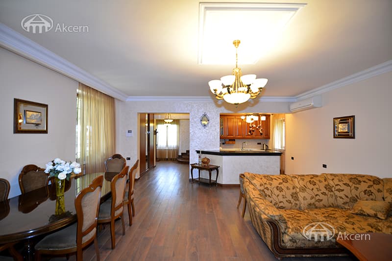 Особняк · 200 м² · Дзорахпюр