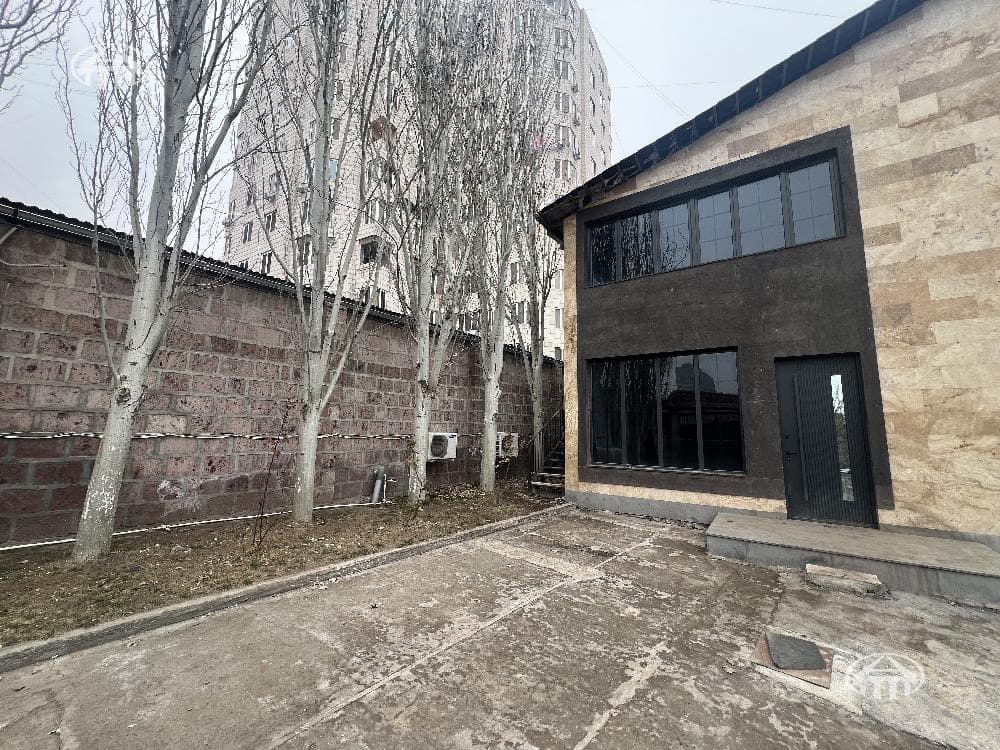 Office · 375 m² · Ajapnyak