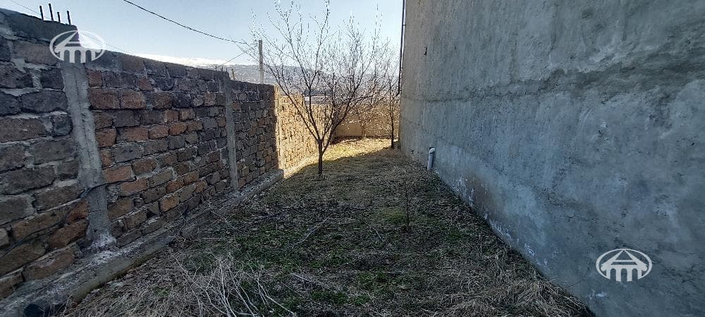 Առանձնատուն · 5 սեն. · 788 մ² · Ձորաղբյուր