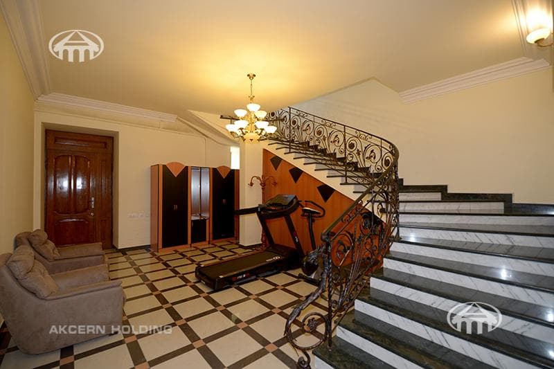 Особняк · 6 комн. · 586 м² · Норк-Мараш