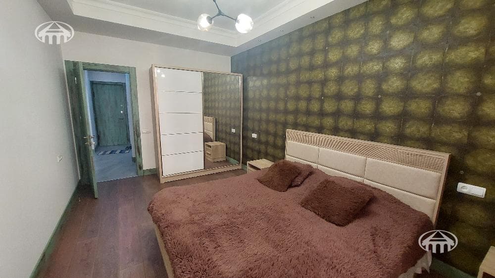 Квартира · 2 комн. · 70 м² · Кентрон