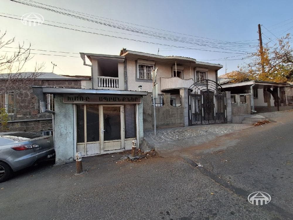 Mansion · 8 rooms · 460 m² · Kanaker-Zeytun