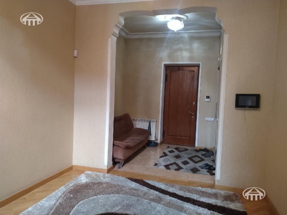 Mansion · 6 rooms · 383 m² · Davtashen
