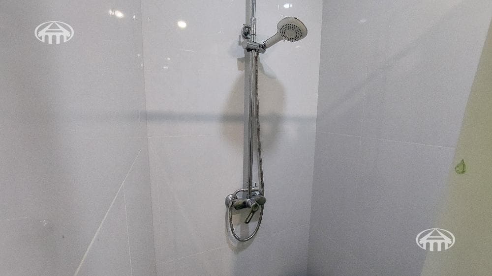 House · 6 rooms · 345 m² · Kanaker-Zeytun