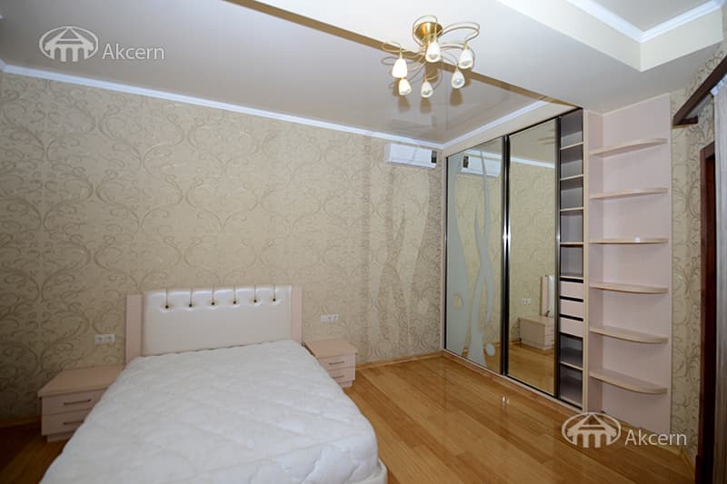 Квартира · 4 комн. · 133 м² · Арабкир