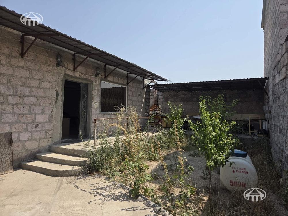 Загородный дом · 3 комн. · 75 м² · Нор Харберд