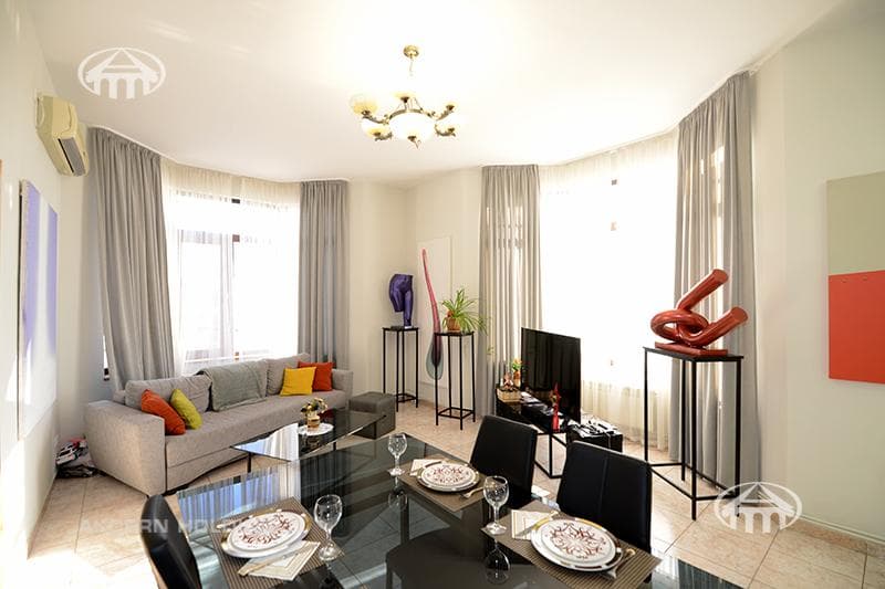 Особняк · 6 комн. · 480 м² · Аджапняк