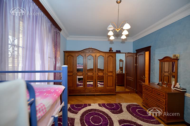 Առանձնատուն · 6 սեն. · 360 մ² · Նոր Նորք