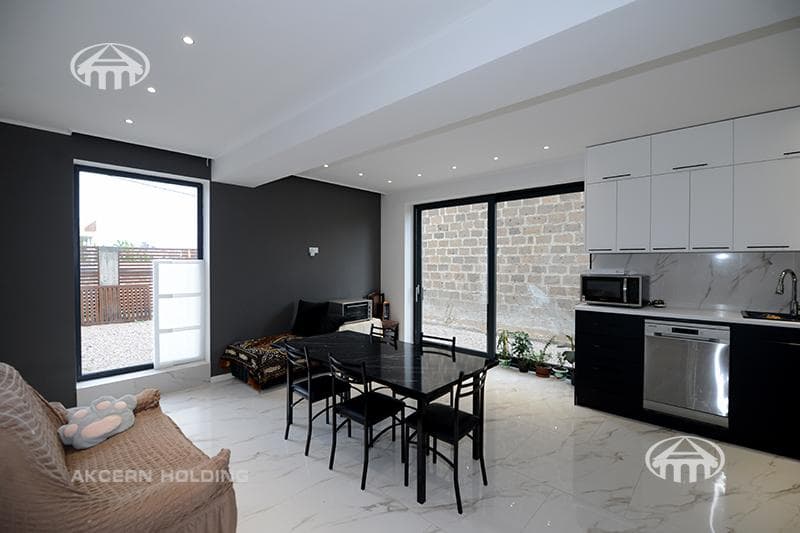 Mansion · 7 rooms · 228 m² · Zovuni