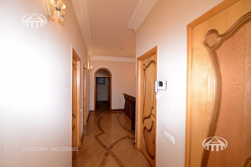 Mansion · 7 rooms · 500 m² · Malatia-Sebastia