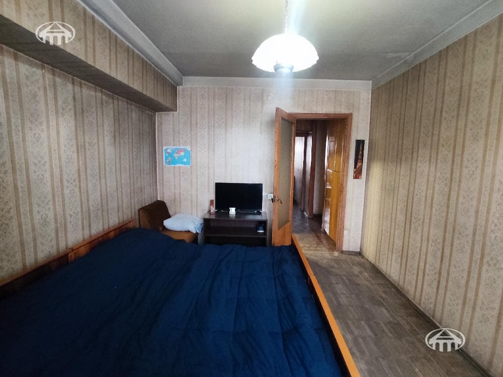 Apartment · 2 rooms · 65 m² · Kentron