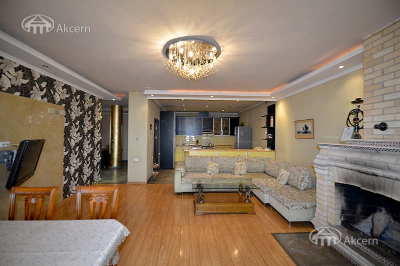 Apartment · 4 rooms · 168 m² · Kentron