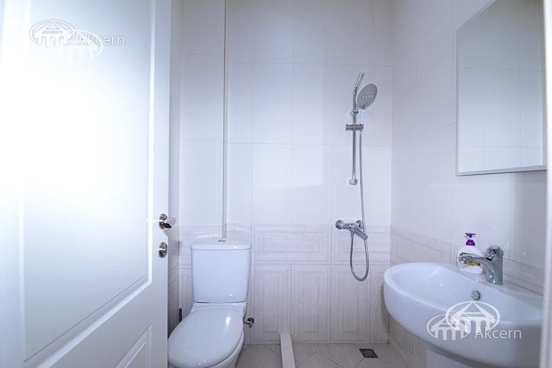 Apartment · 3 rooms · 112 m² · Kentron