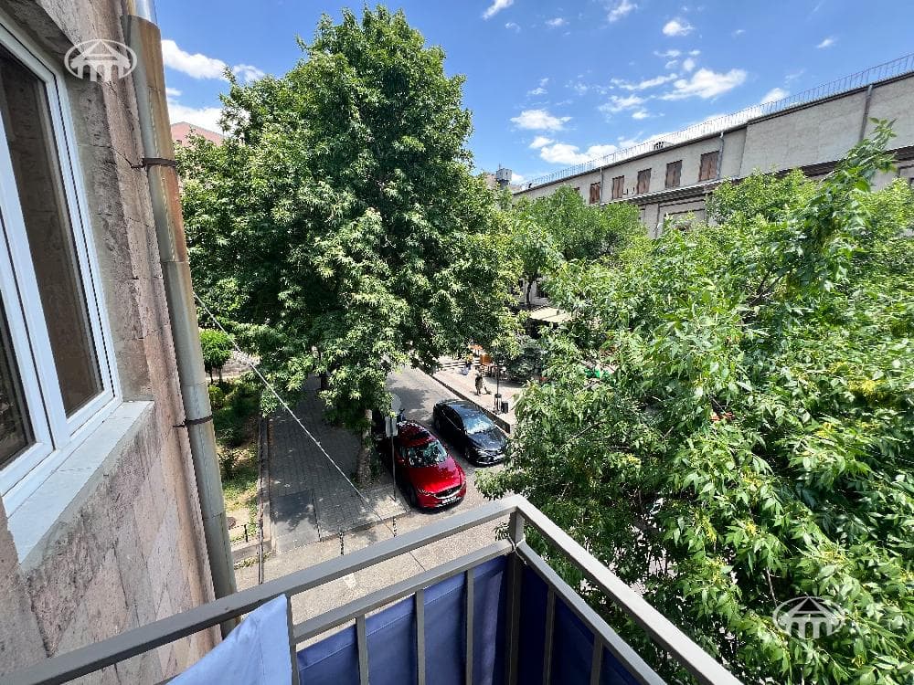 Apartment · 4 rooms · 119 m² · Kentron