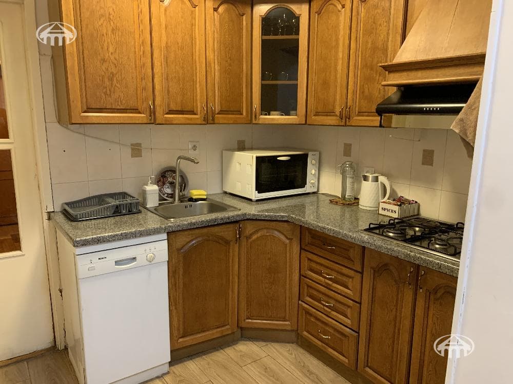 Квартира · 3 комн. · 71 м² · Кентрон