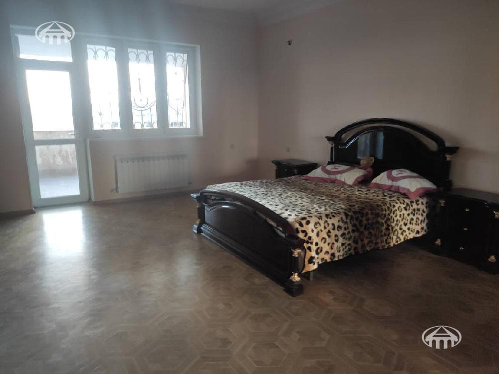 Գրասենյակ · 732 մ² · Նորք-Մարաշ