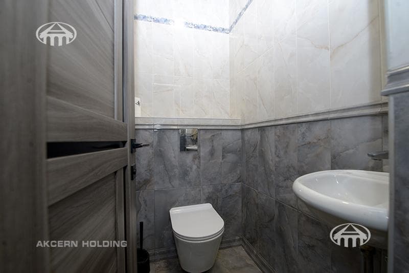 Особняк · 5 комн. · 270 м² · Арабкир