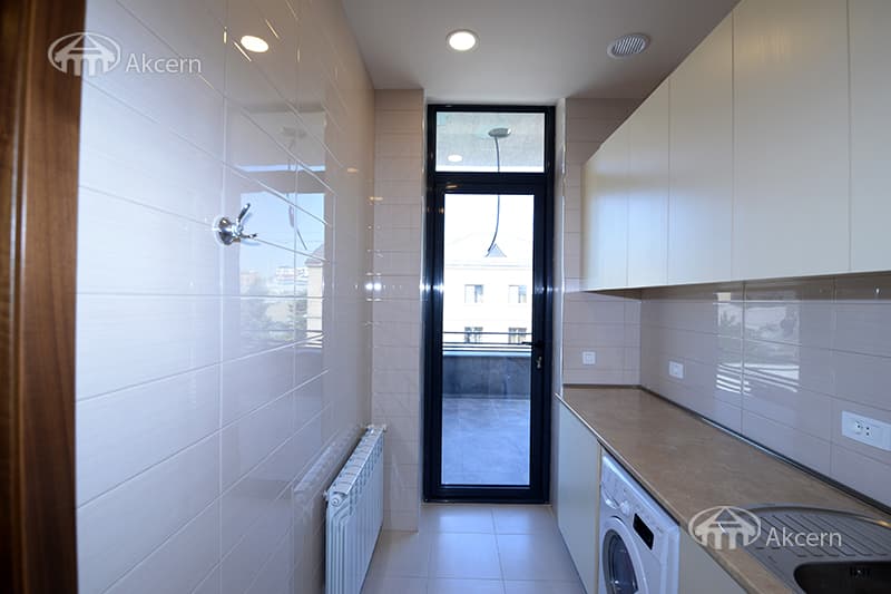House · 5 rooms · 500 m² · Ajapnyak