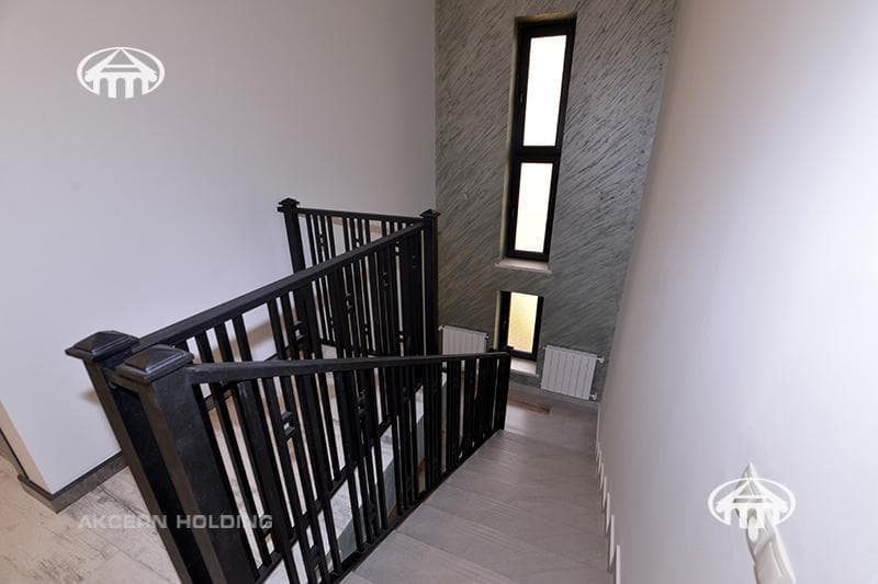 Особняк · 7 комн. · 280 м² · Касах