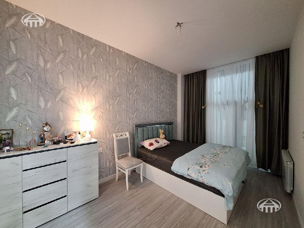 Квартира · 2 комн. · 74 м² · Арабкир — фото 8 из 11