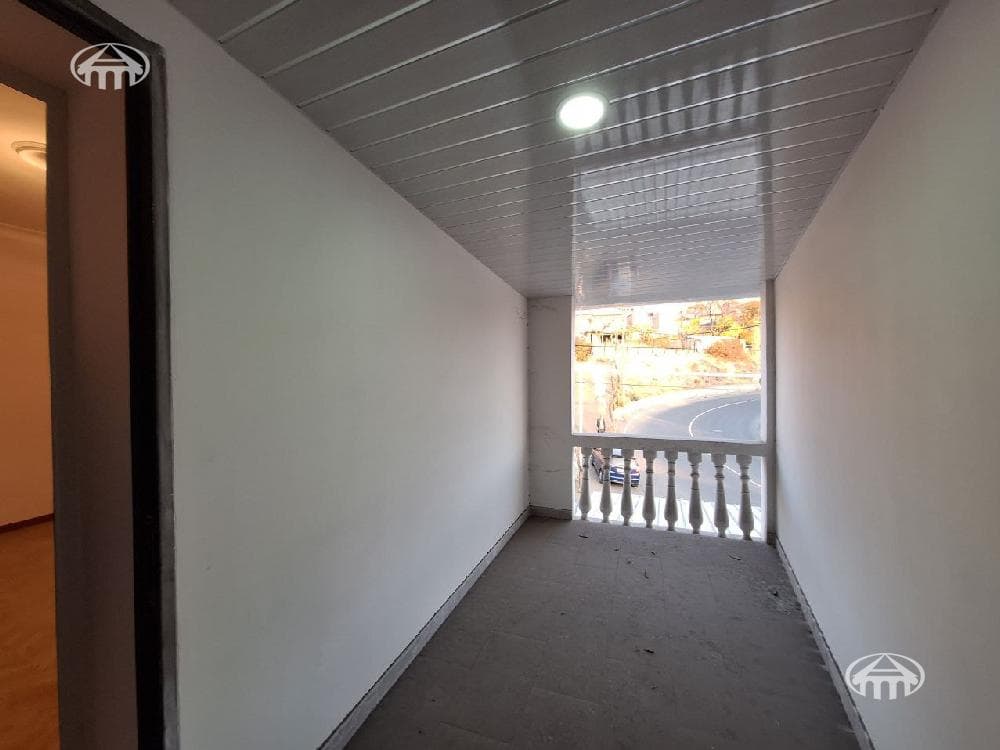 Mansion · 8 rooms · 460 m² · Kanaker-Zeytun
