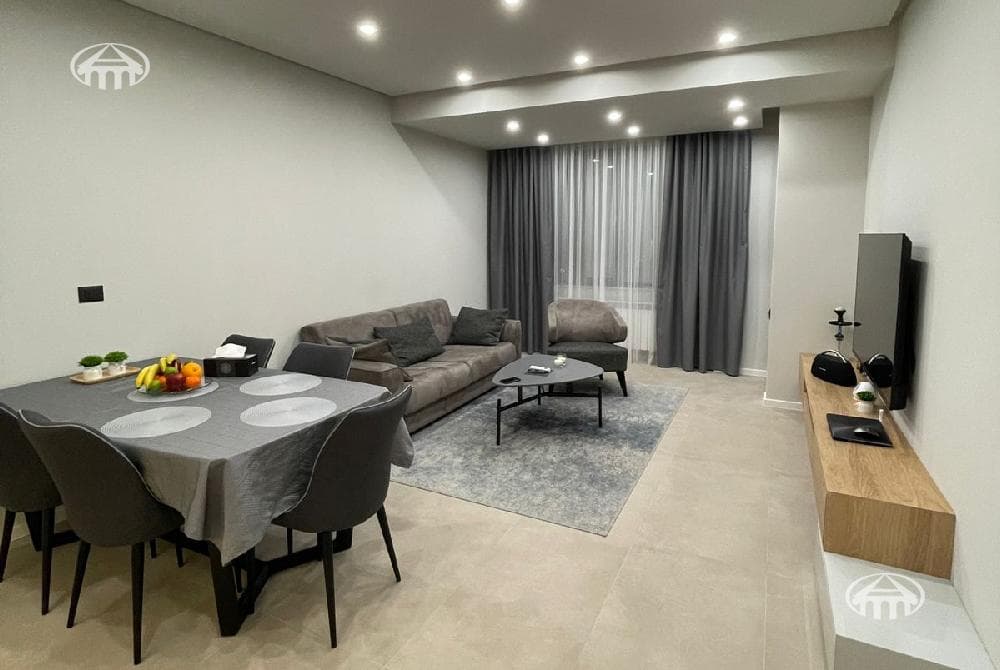 Квартира · 3 комн. · 73 м² · Кентрон