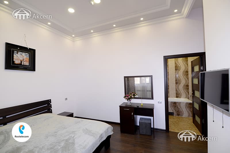 Особняк · 8 комн. · 520 м² · с. Ариндж