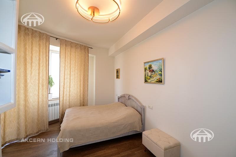 Квартира · 4 комн. · 128 м² · Арабкир