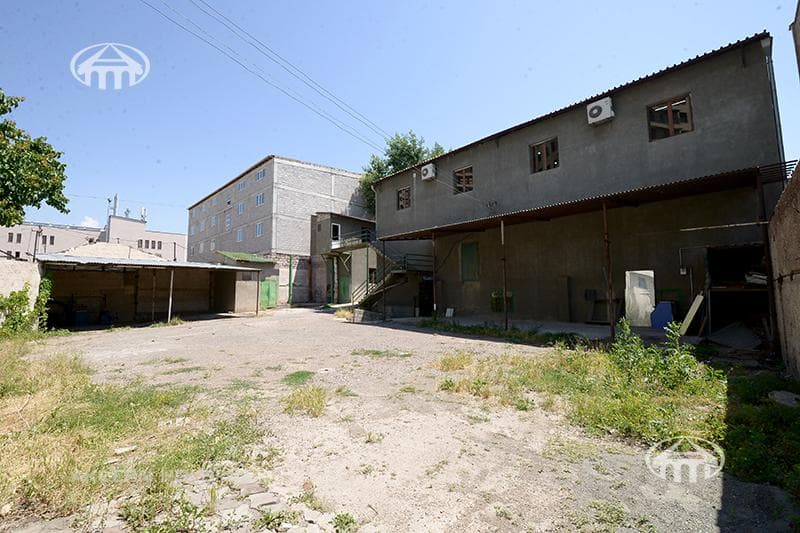 Магазин · 550 м² · Аджапняк