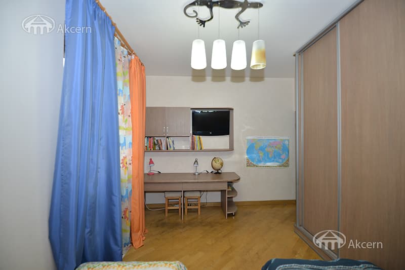 Офис · 285 м² · Кентрон