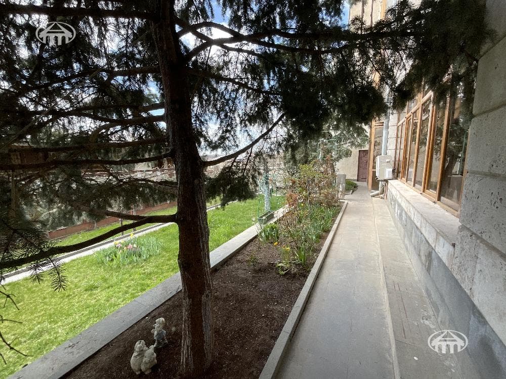 Mansion · 7 rooms · 700 m² · Arabkir