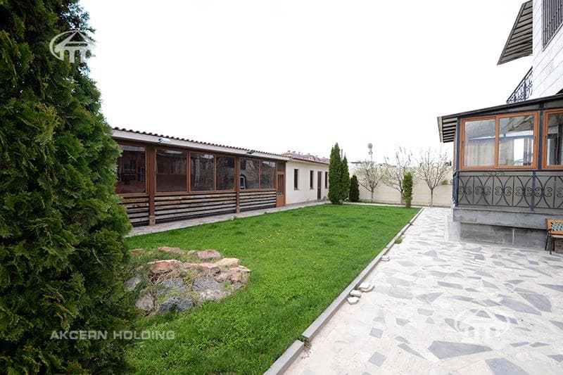 Mansion · 6 rooms · 415 m² · Nor Nork