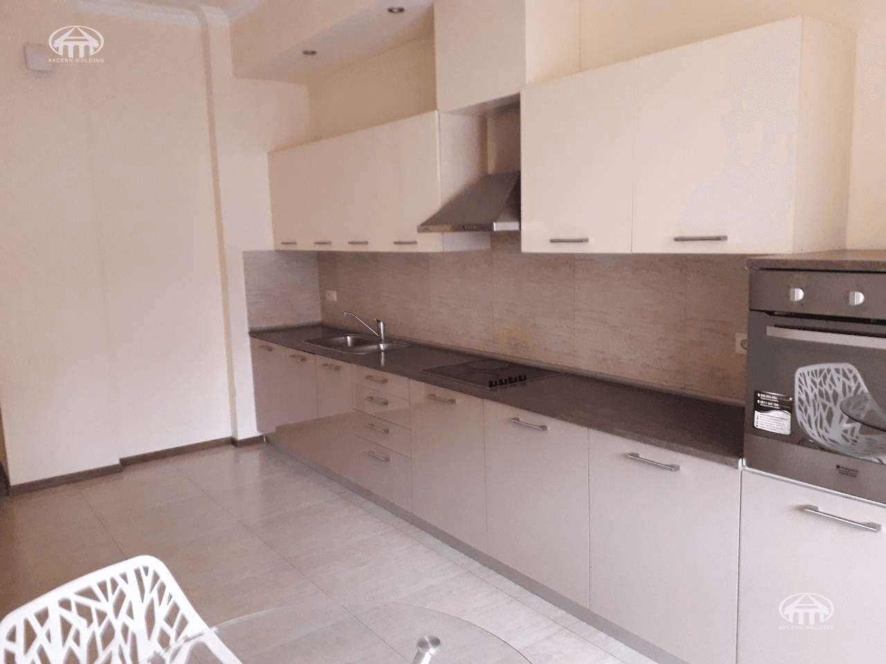 Квартира · 4 комн. · 150 м² · Кентрон