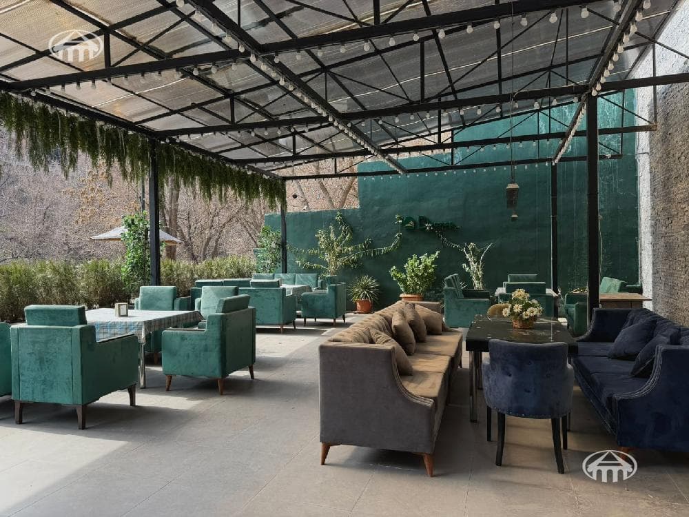 Ресторан · 240 м² · Кентрон