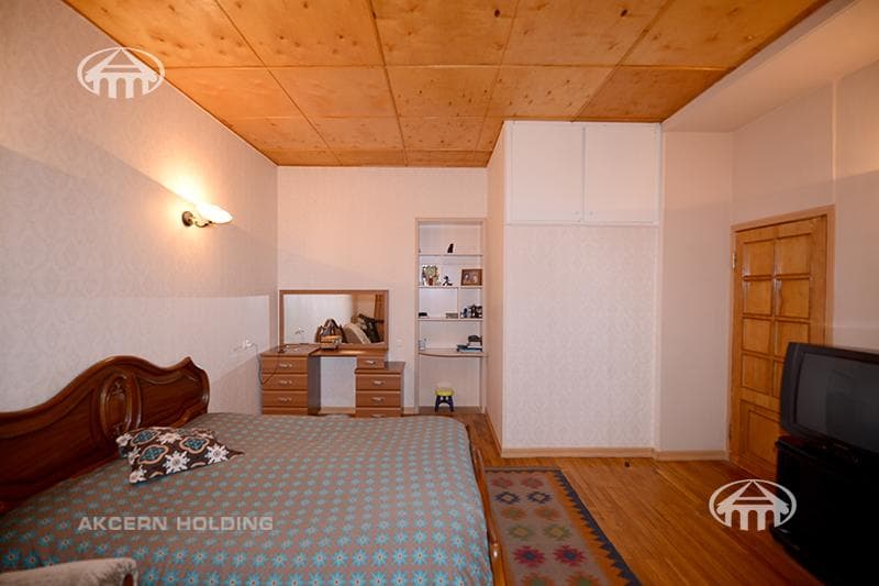 House · 4 rooms · 119 m² · Arabkir