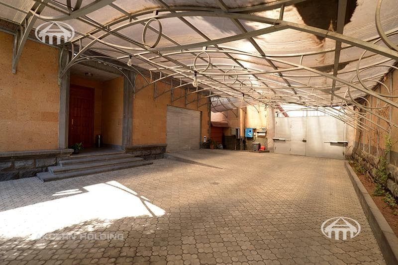 Особняк · 6 комн. · 586 м² · Норк-Мараш