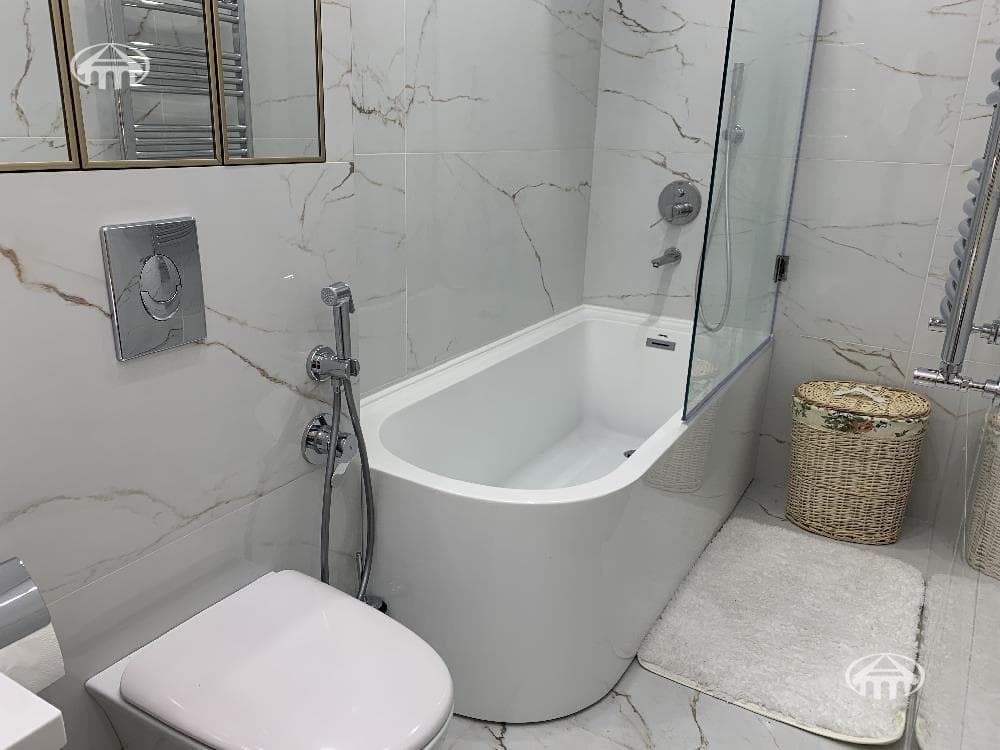 Apartment · 3 rooms · 133 m² · Kentron
