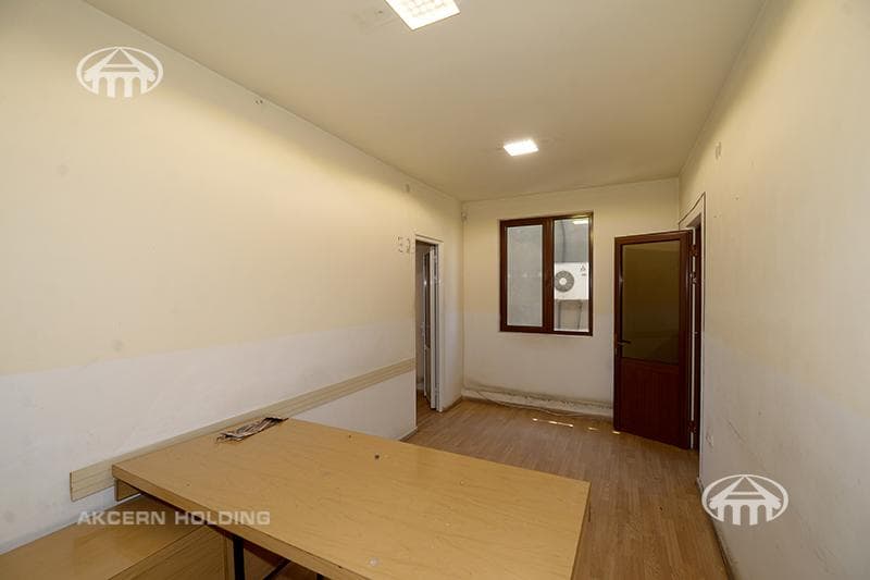Магазин · 550 м² · Аджапняк