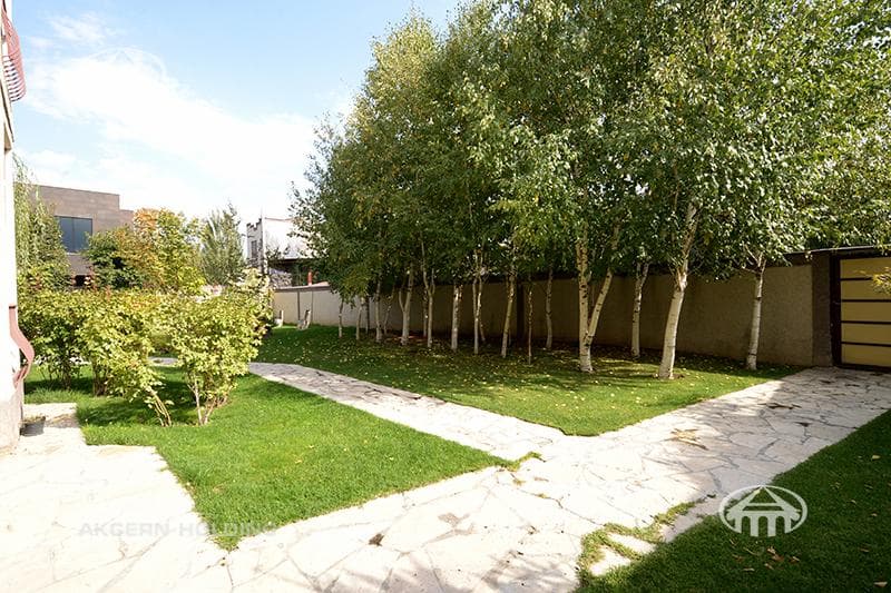 Առանձնատուն · 5 սեն. · 640 մ² · գ․ Առինջ