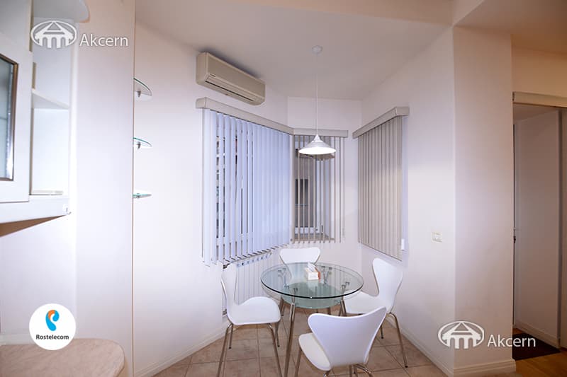 Квартира · 3 комн. · 132 м² · Кентрон